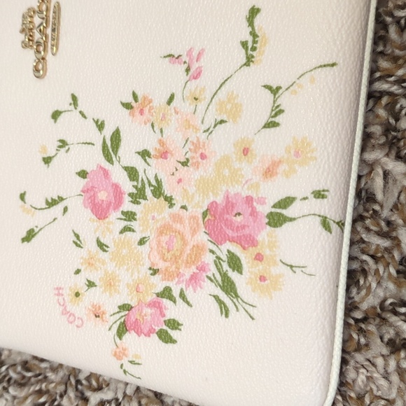 Coach chalk multi large wristlet wallet with floral bundle print - Picture 2 of 7